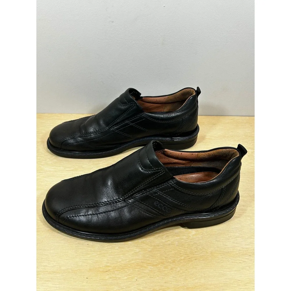 ECCO Mens Black Leather Slip On Loafers Bicycle Toe Dress Shoes Size 42 US 8-8.5